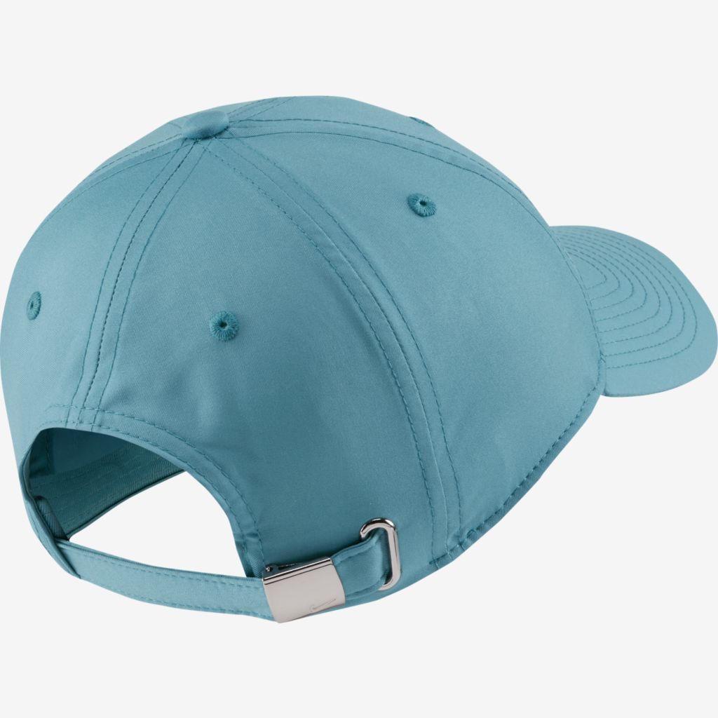 Nike Metal Swoosh H86